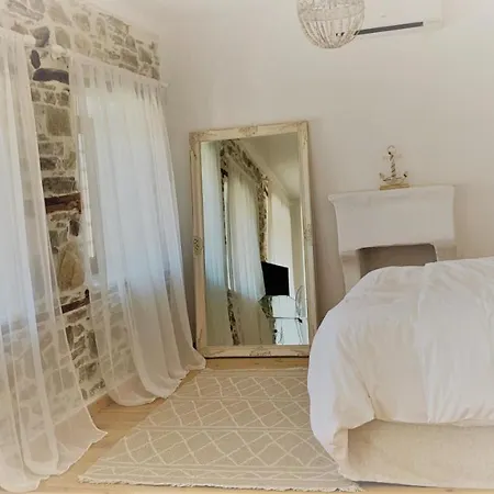 1880 Villa Agios Nikolaos (Chalkidiki)