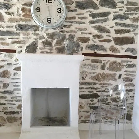 1880 * Agios Nikolaos (Chalkidiki)