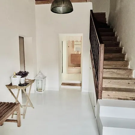 1880 Villa